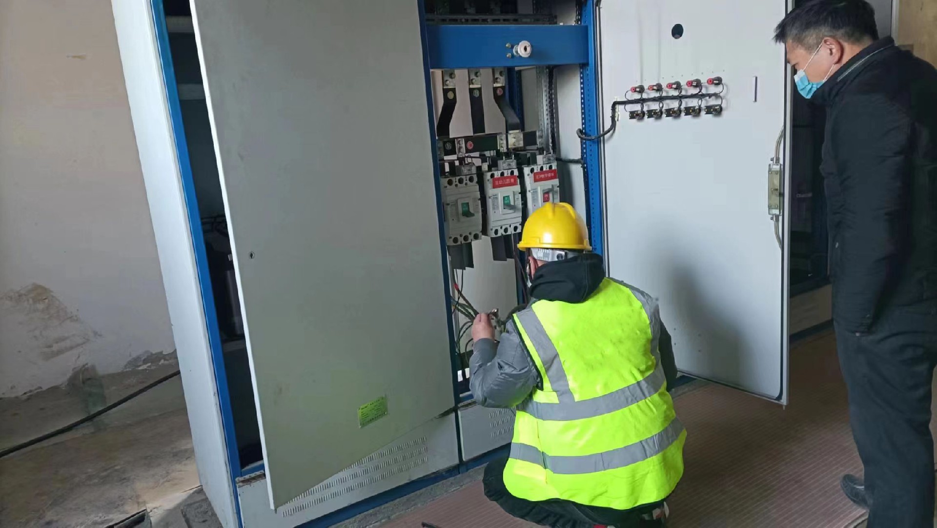 光大百纳检测电表控制室 光大百纳检测电表控制室